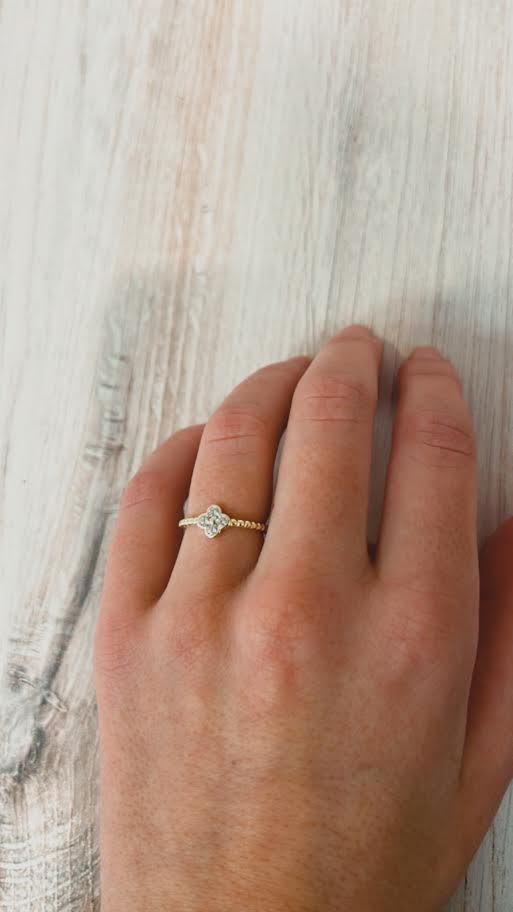 It Fits CZ Clover Droplet Ring- Gold