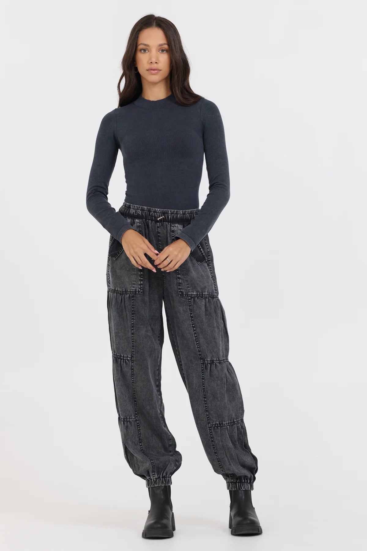 Tiered Twill Pant- Washed Black