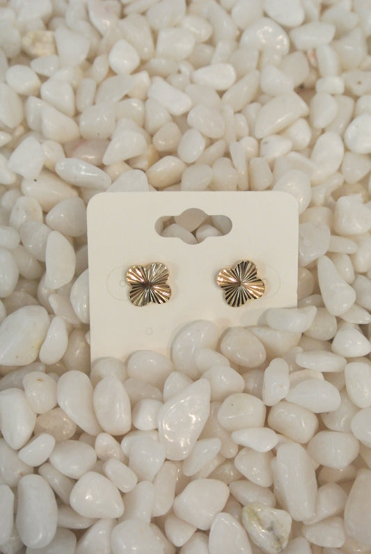 Gold Diamond Cut Clover